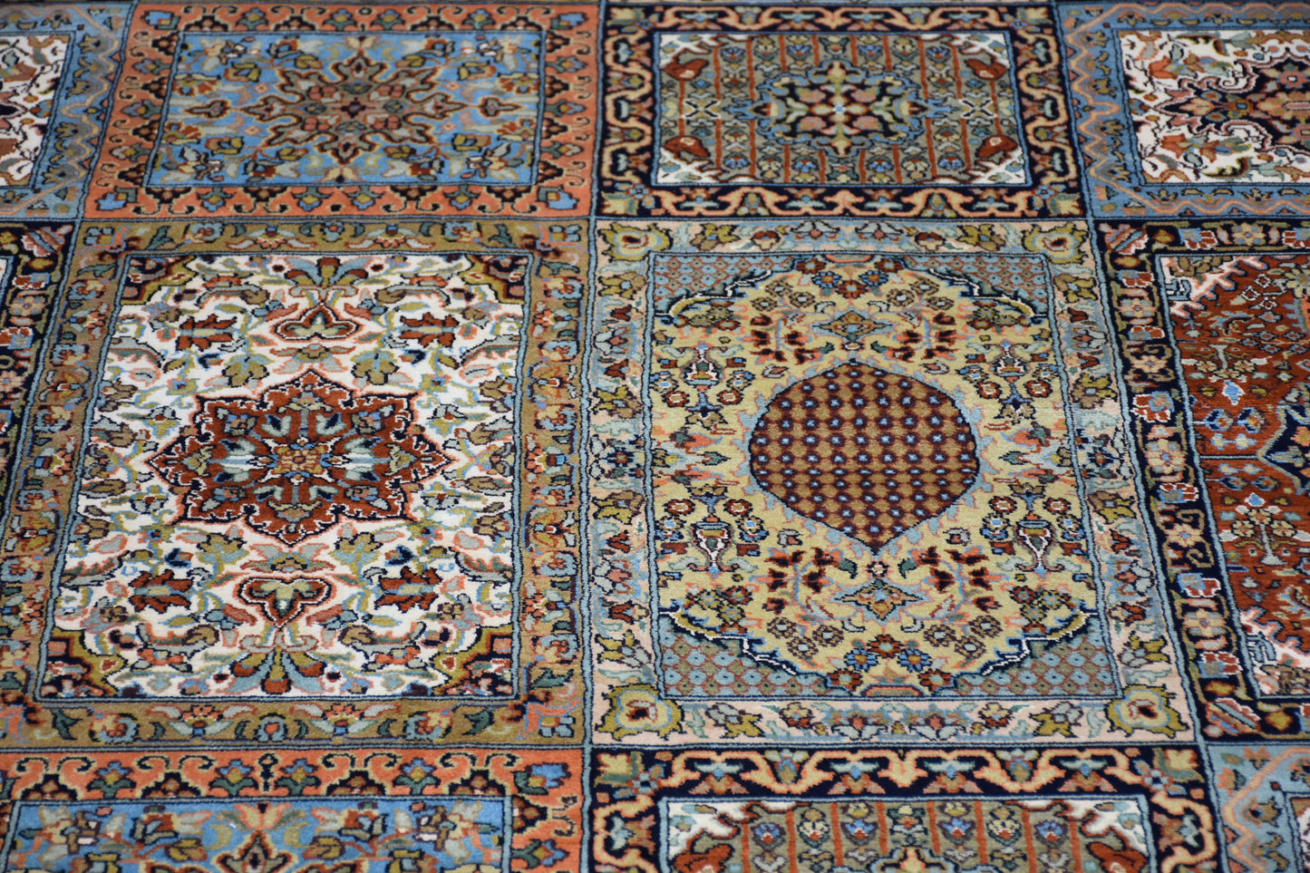 Boxes 41 Multi 301cm x 402cm (B.No. 443)