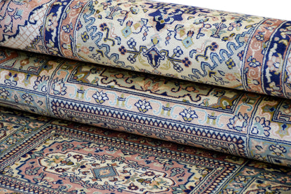 Boxes 6298 Multi 247cm x 329cm (B.No. 394)